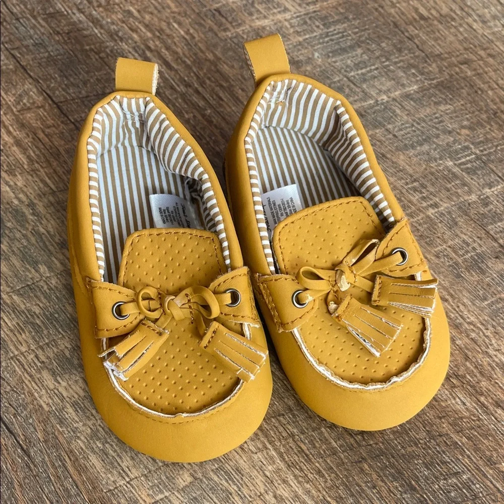 Stylish Yellow Kids Moccasins
